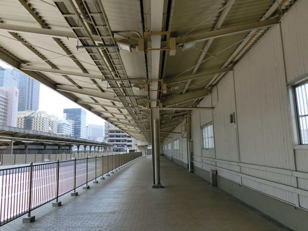 大阪駅　旧11番線ホーム跡