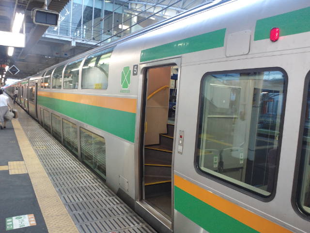 小田原駅から快速列車グリーン車に乗車